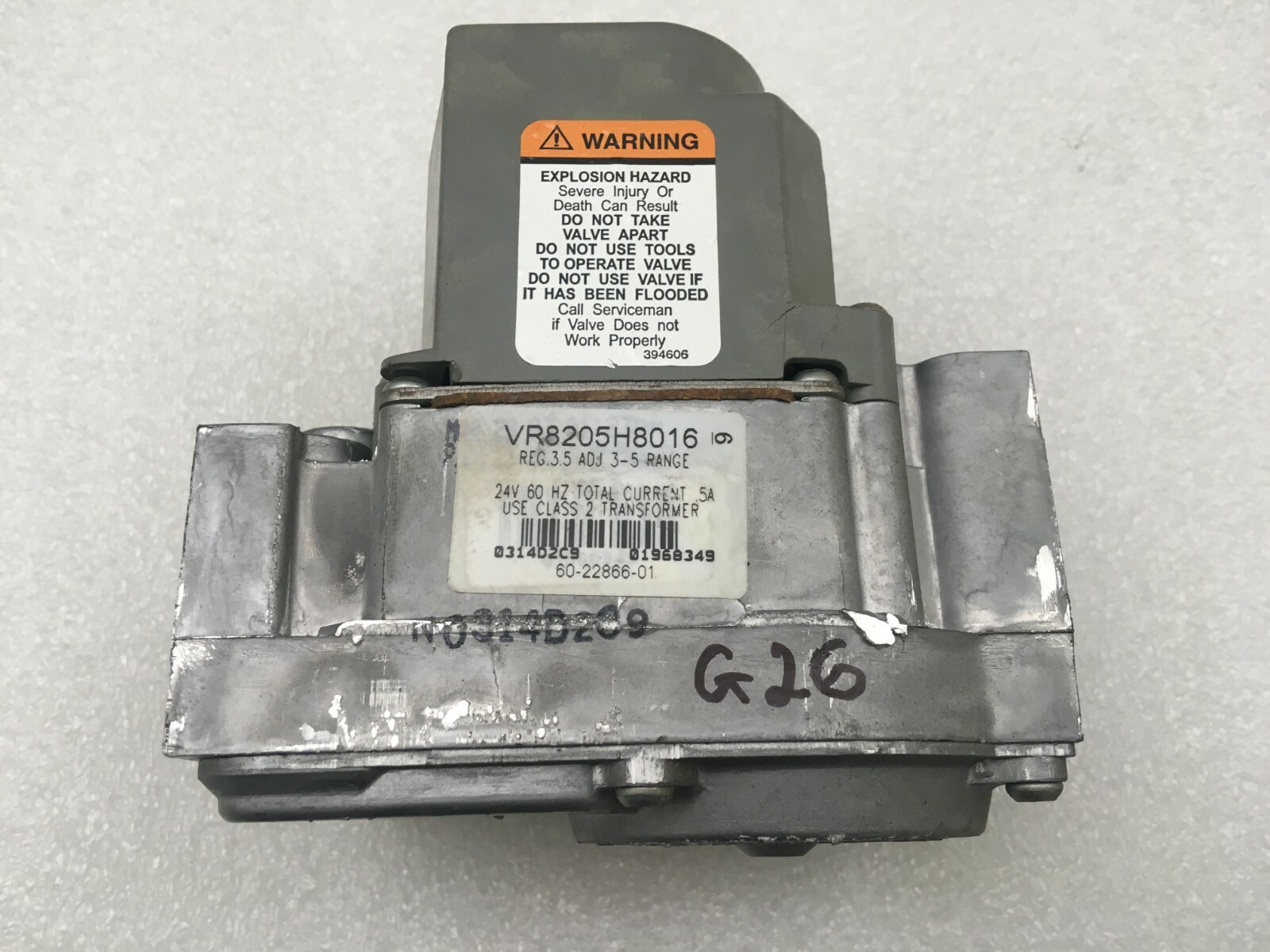 Honeywell VR8205H8016 HVAC Furnace Gas Valve Rheem Ruud 60-22866-01 used #G26