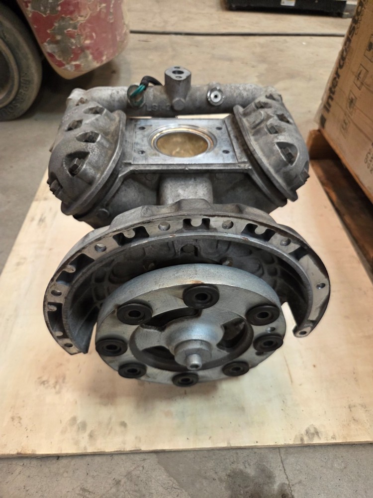 Thermo King compressor