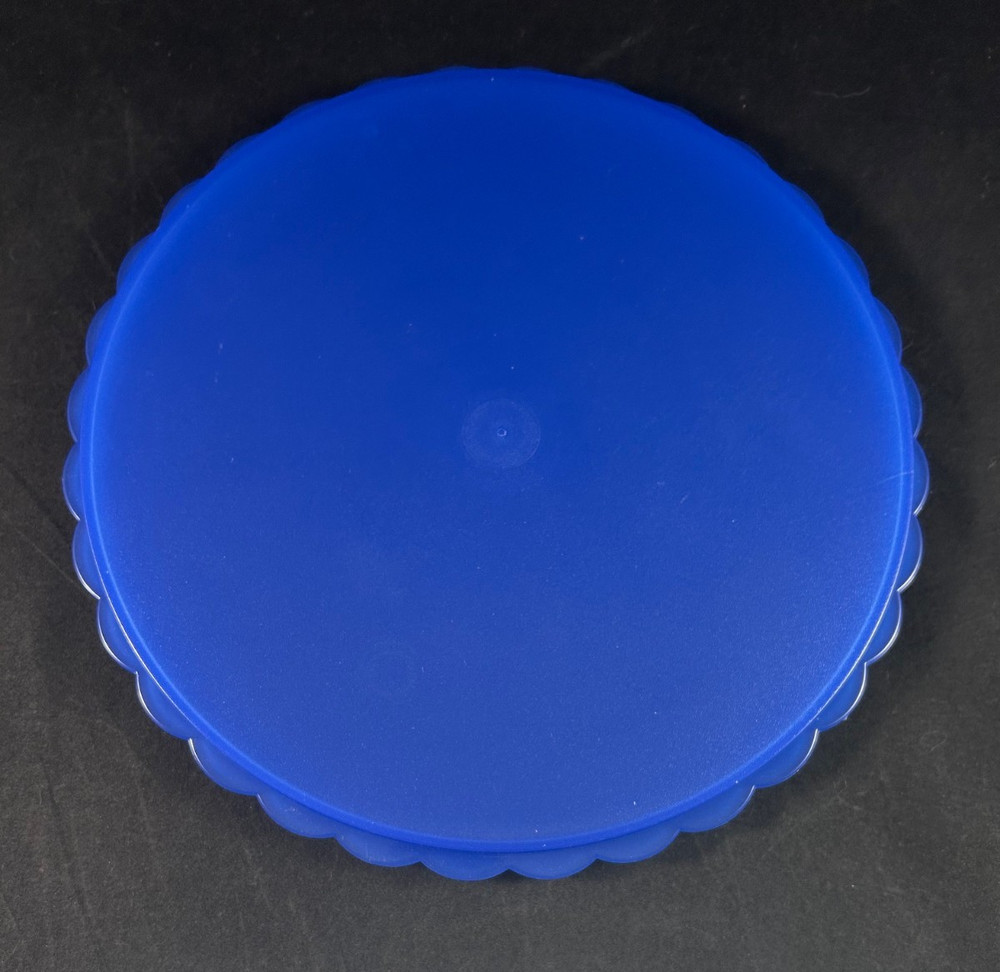 Tupperware Blue Pie Stackable #4897A - Pie Stacker / Counter Cover / Cake Base