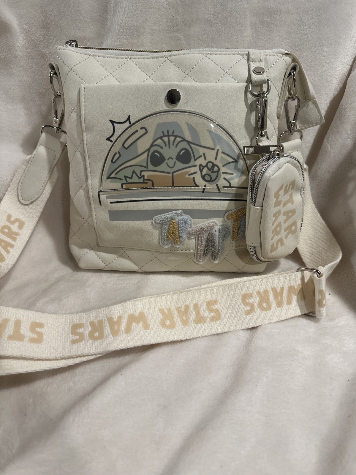 New Disney Parks 2023 Star Wars Grogu Crossbody Bag with Coin Purse White