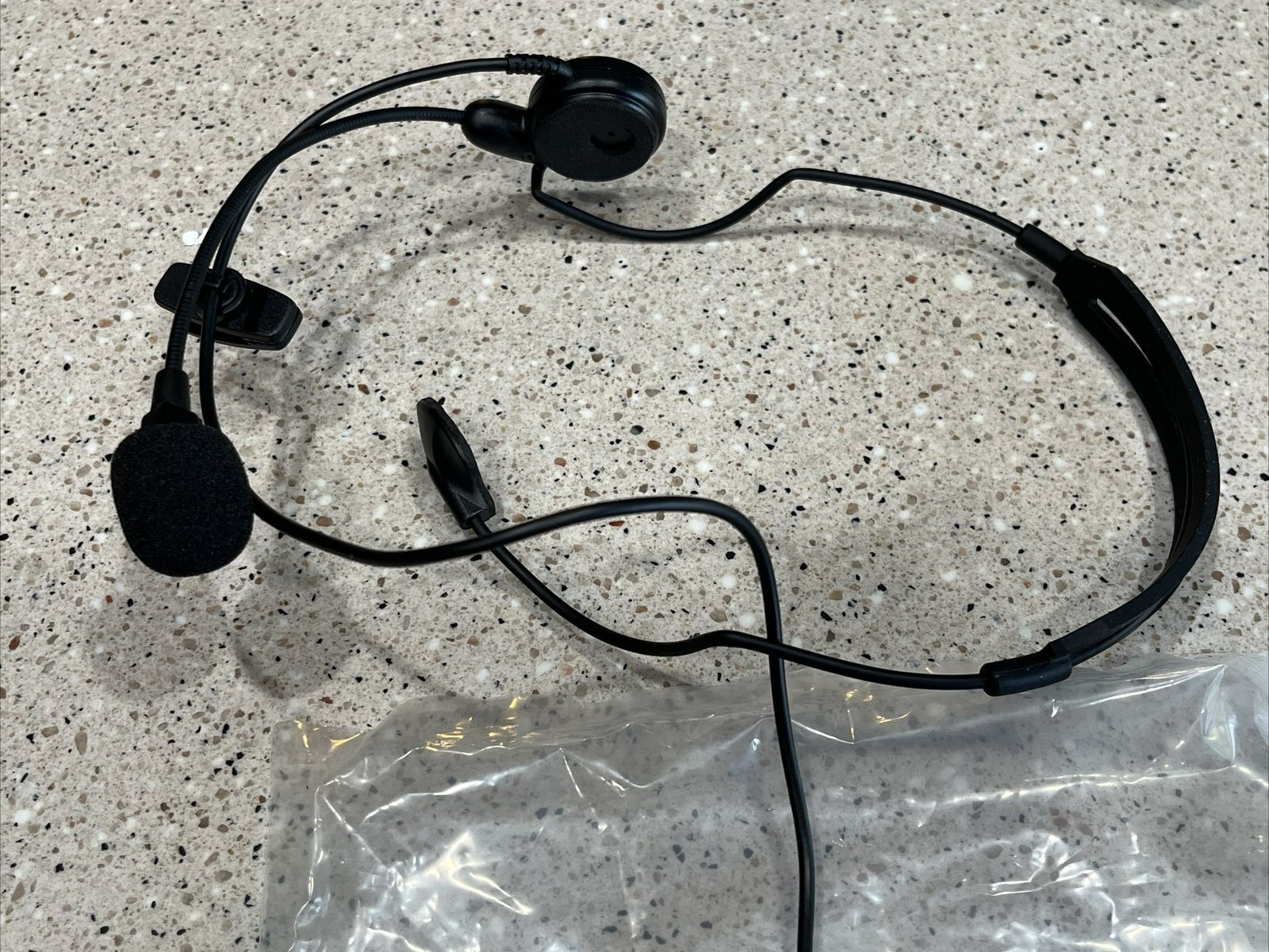 NEW Harris RF-5961-HS005 PTT Headset / Microphone W/ 6 PIN MIL SPEC CONNECTION