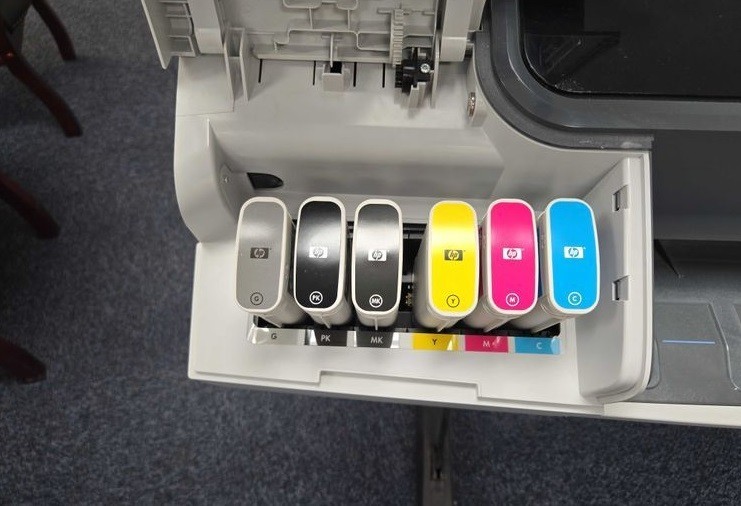 HP Designjet " T1100 " wide format printer plotter guaranteed T1200 ps clean