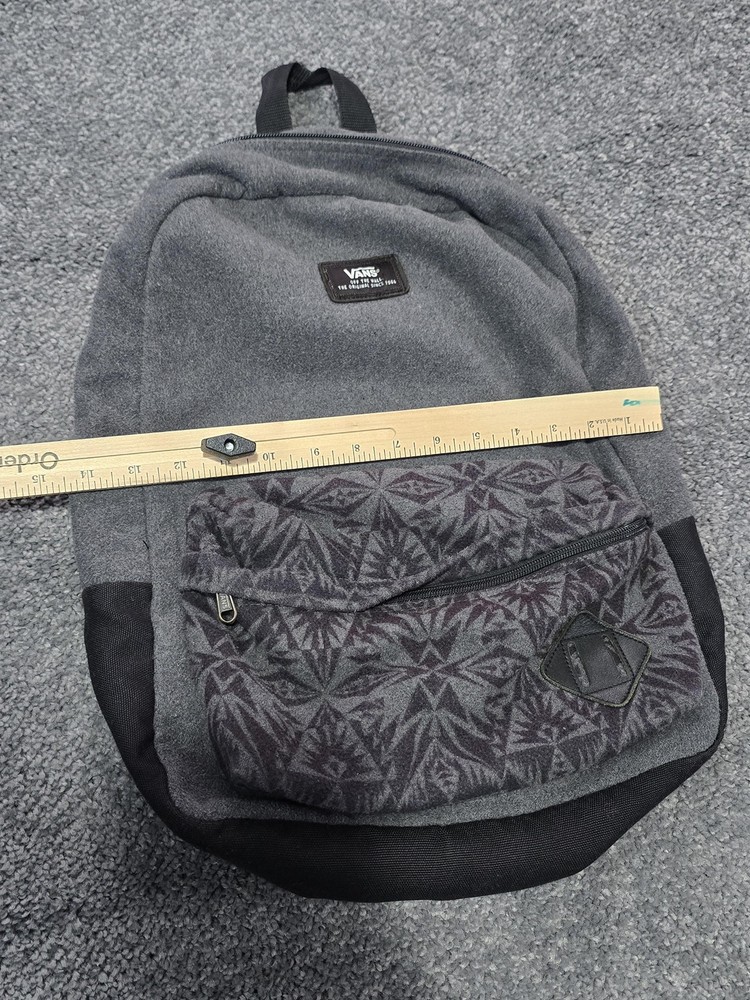 Vans Backpack Grey Fleece Soft Case Adjustable Straps Men Geometric Daypack