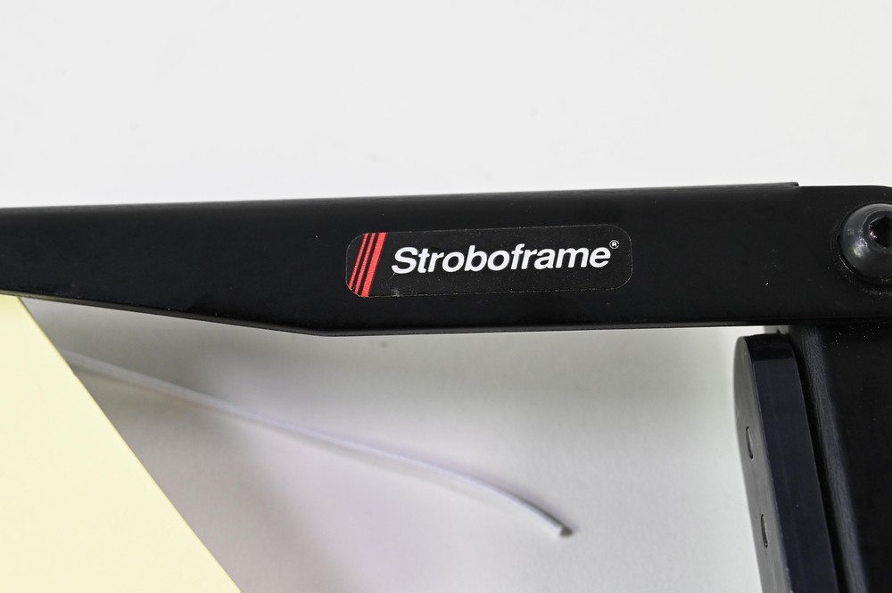 StroboFrame Quick Flip Professional Flash Bracket 310-635 #G181