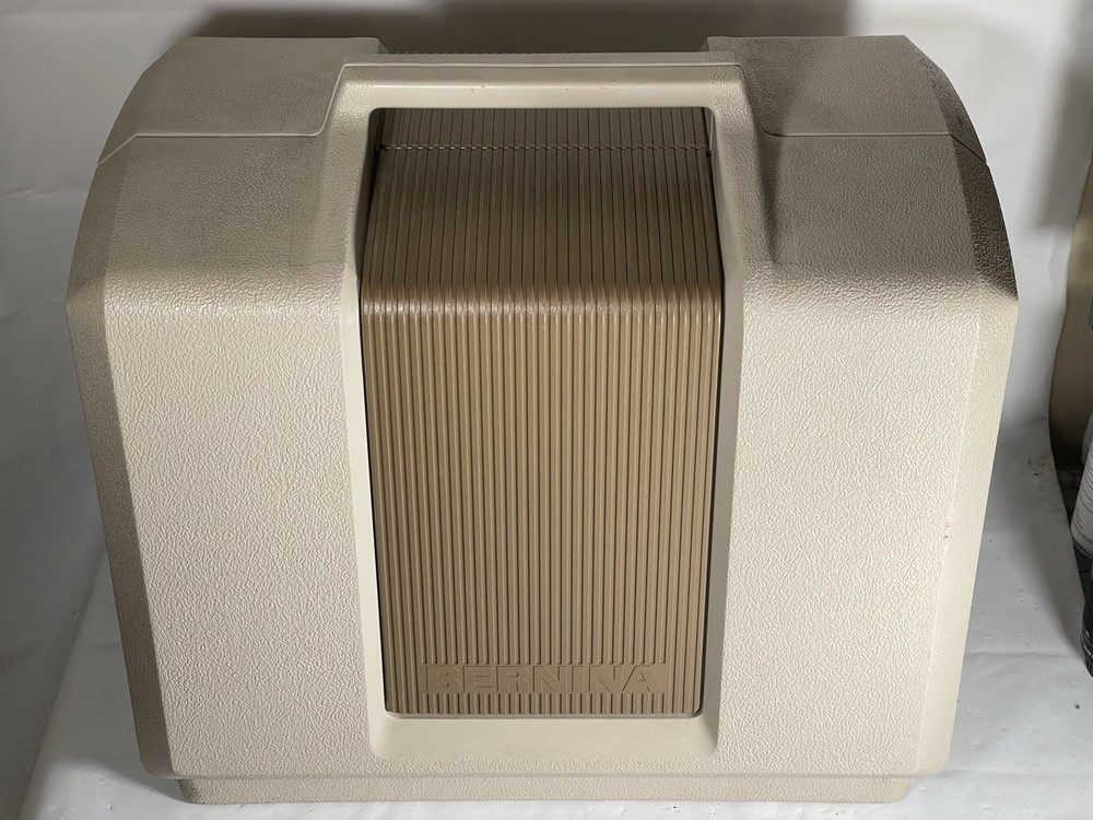 BERNINA Record 930 Electronic Sewing Machine UNTESTED