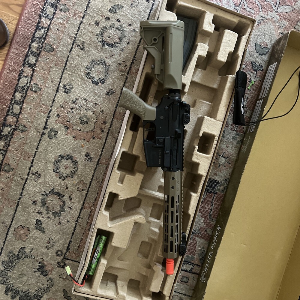 Elite Force M4 CQB