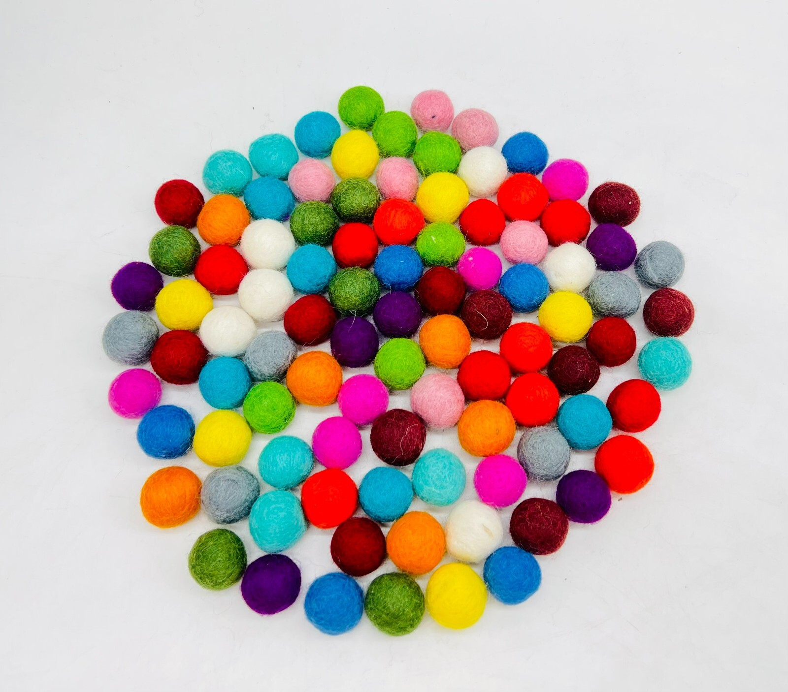 100 Pcs Mixed Colors Natural Felt Balls. 100% Wool Handcrafted 2.0 cm Wholesale