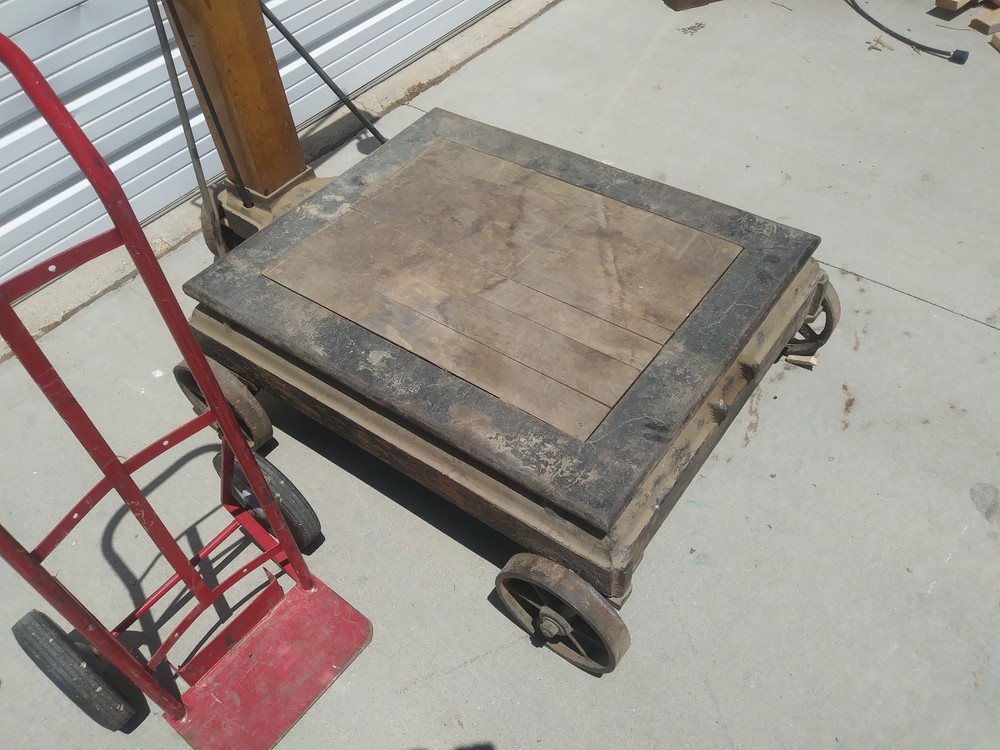 HUGE antique cast iron HOWE platform scale 4000 lbs capacity