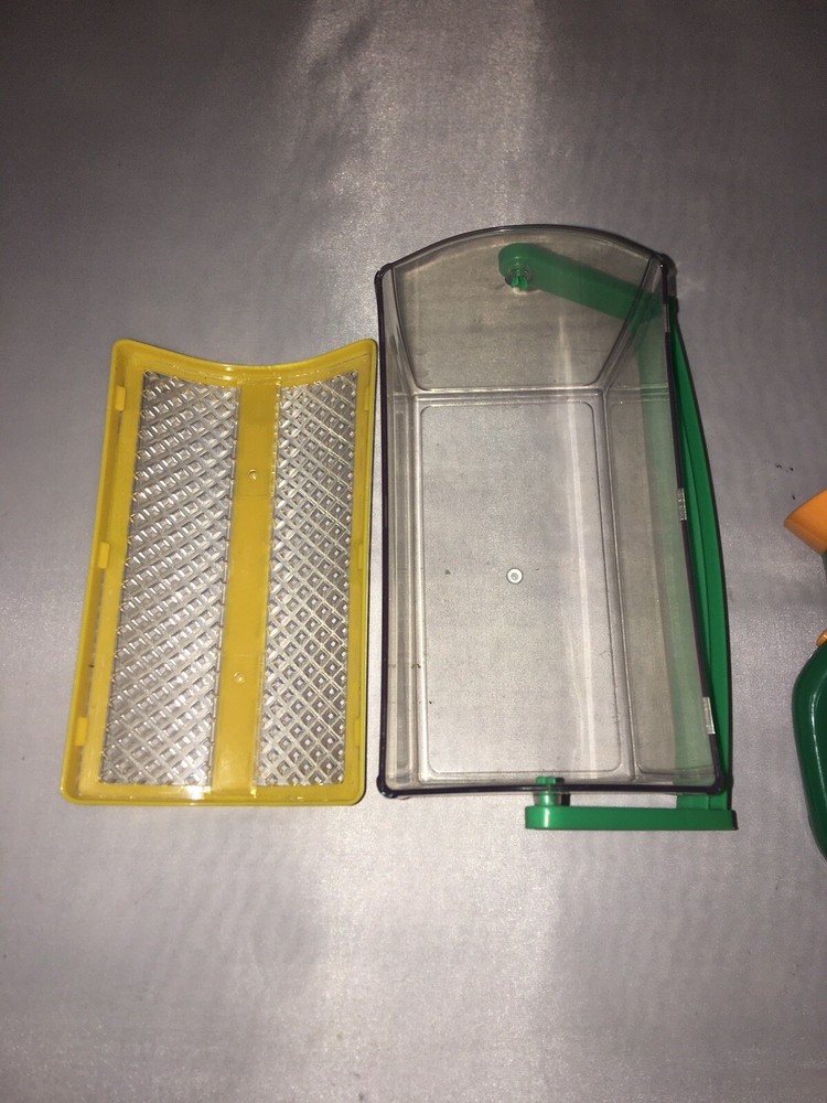 BACKYARD SAFARI BUG SCOPE and bug basket