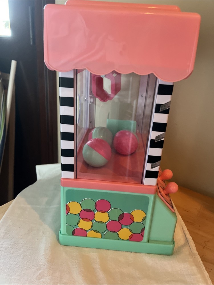 Mini LOL Claw Machine