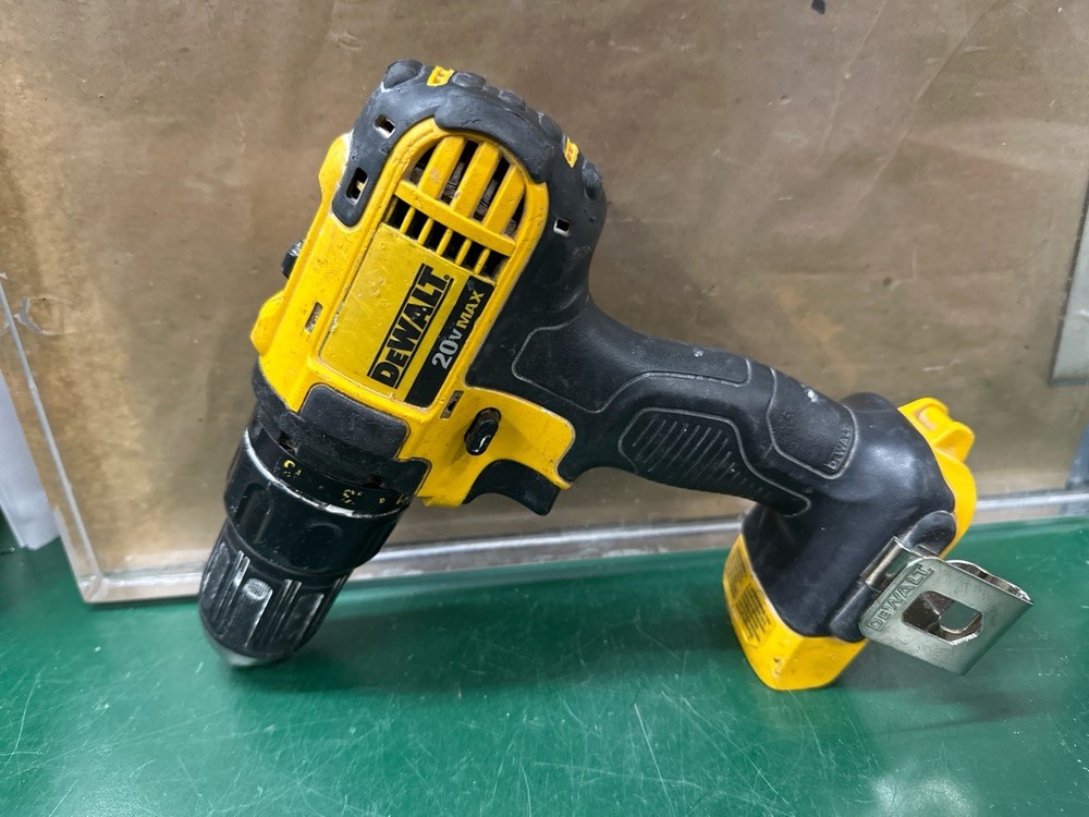 DeWalt DCD780 1/2" Drill/Driver (Tool Only) (E10047300)