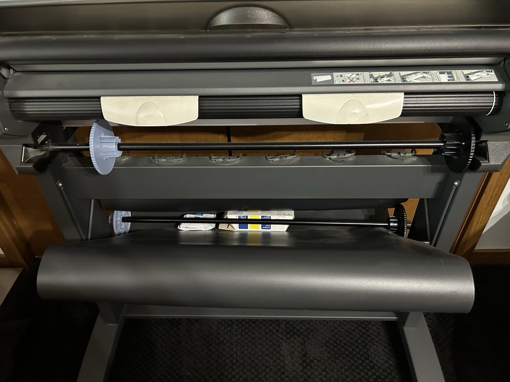 HP DesignJet 1050c Large Format Color Plotter