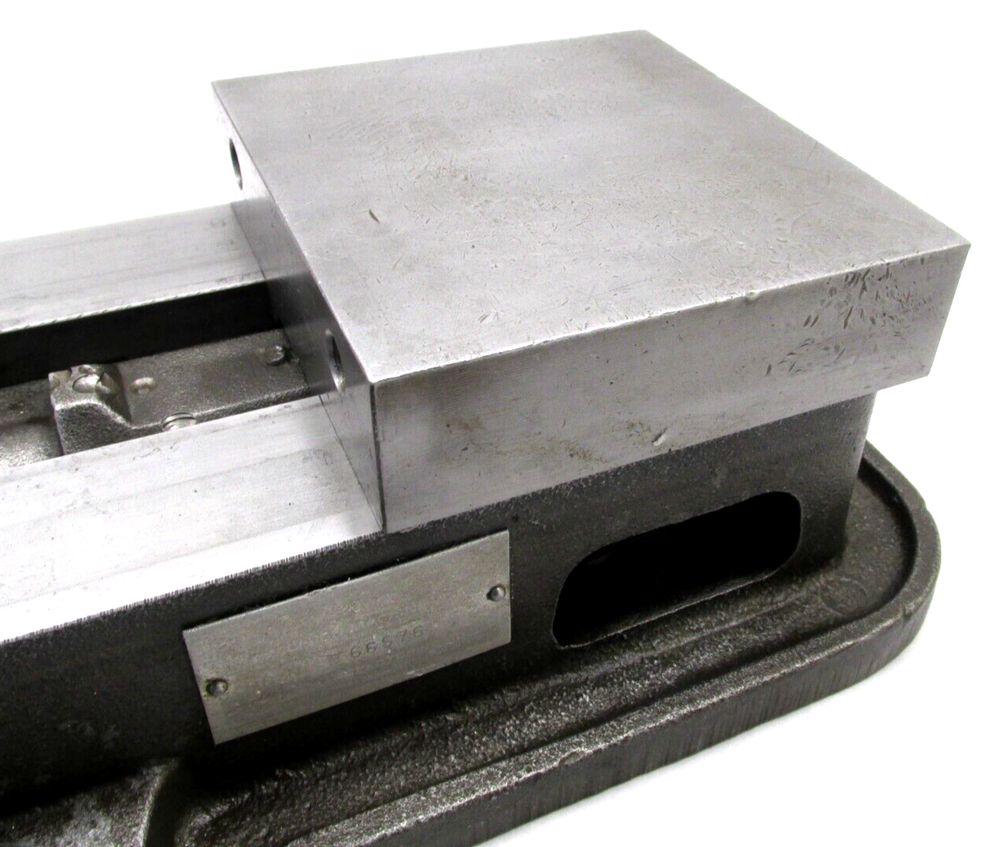 KURT ANGLOCK 6" MILLING MACHINE VISE - #D60