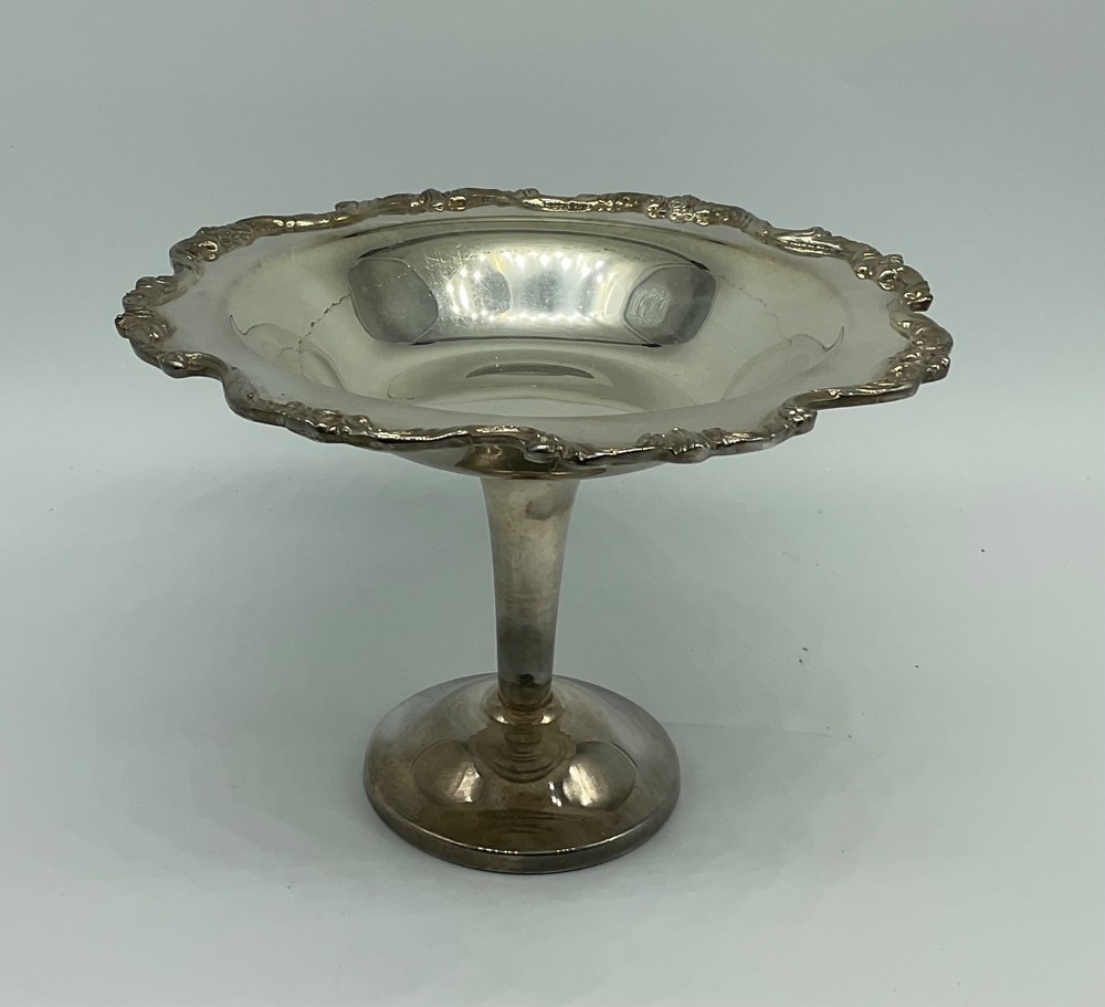 Wallace Silver Company Royal Rose compote 9813 tazza scalloped floral edge READ