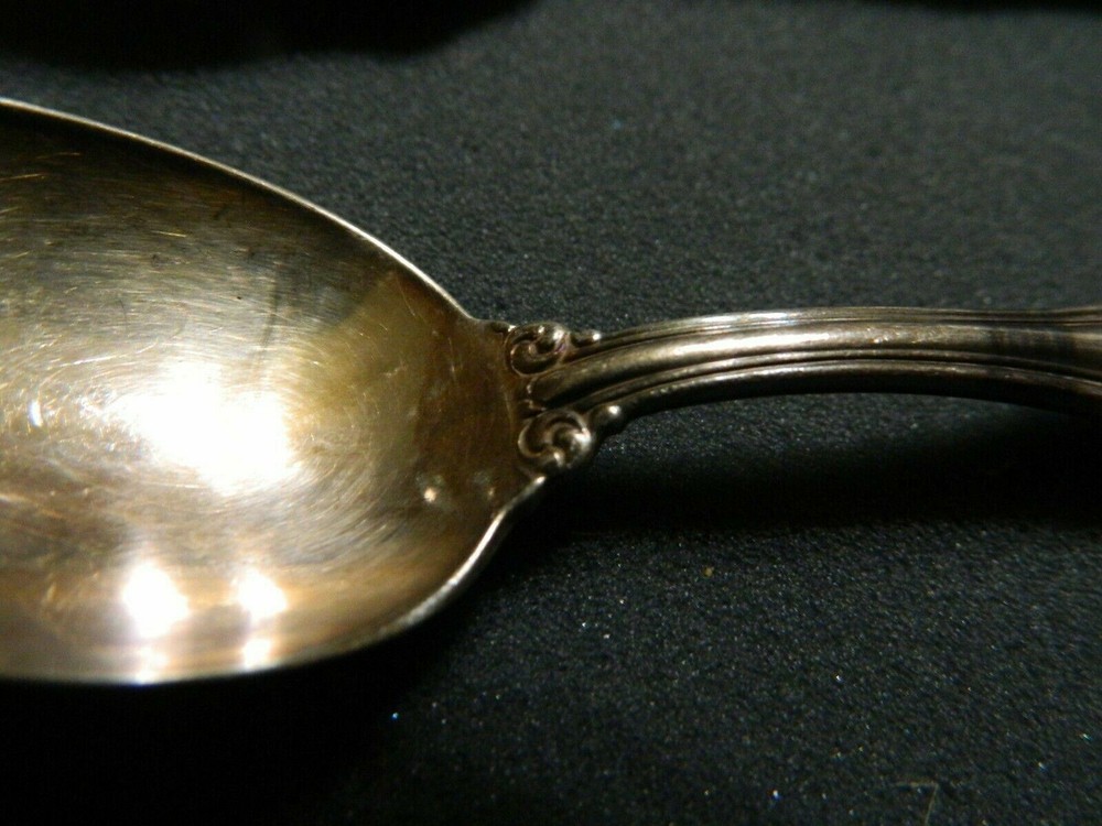 *HOLMES AND EDWARDS Silverplate "IMPERIAL" SUGAR AND TEASPOON