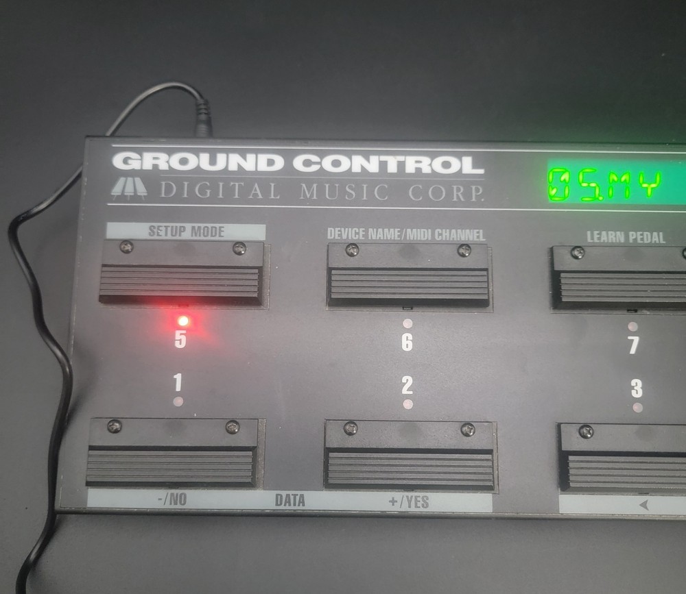 Digital Music Corp. Ground Control Programmable MIDI Foot Controller