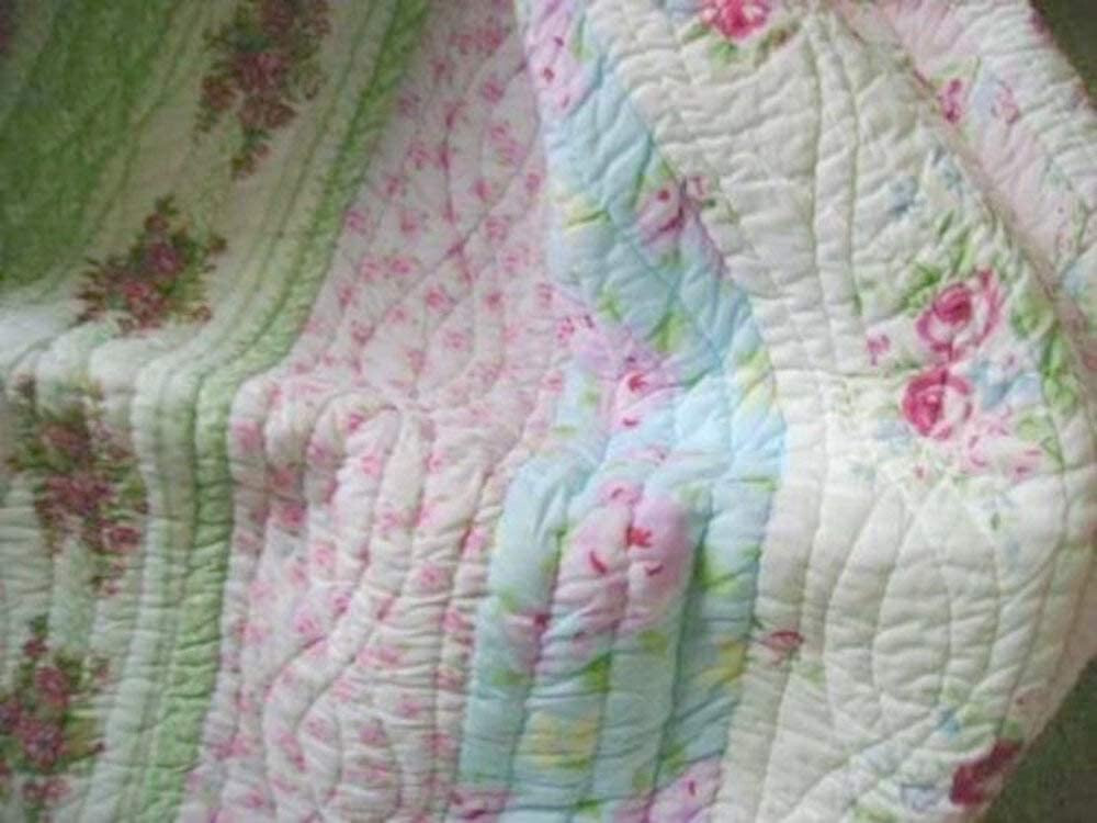 COZY COTTAGE WILD ROSE 3pc Queen QUILT SET : COTTON VINTAGE PINK GREEN BLUE