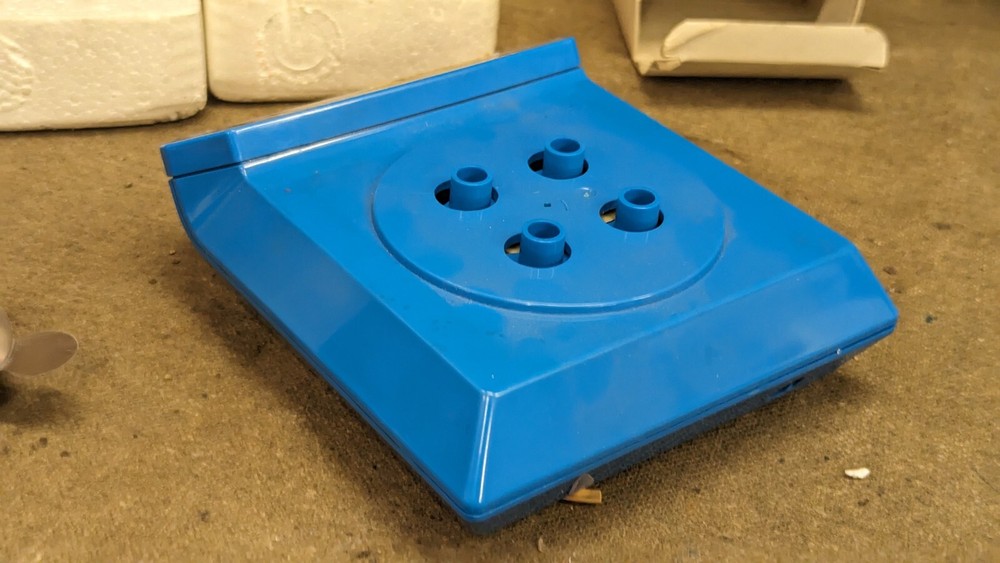 Vintage Dillon D Terminator electronic scale,