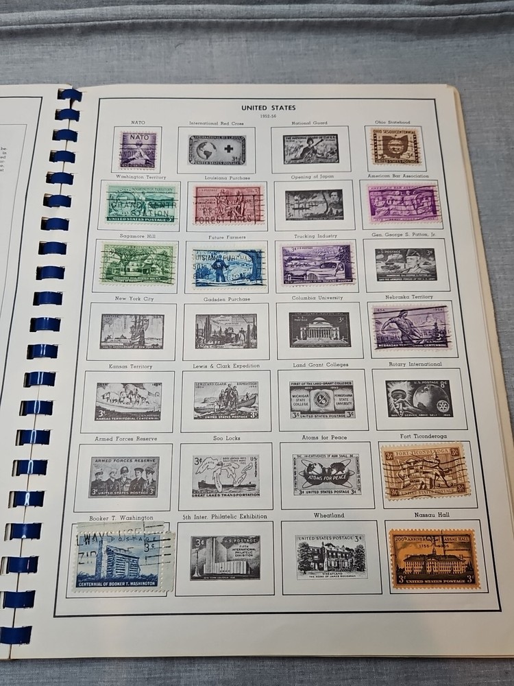 The Harris Freedom Album United States Stamp Book 1967 Read 200 Stamps Included