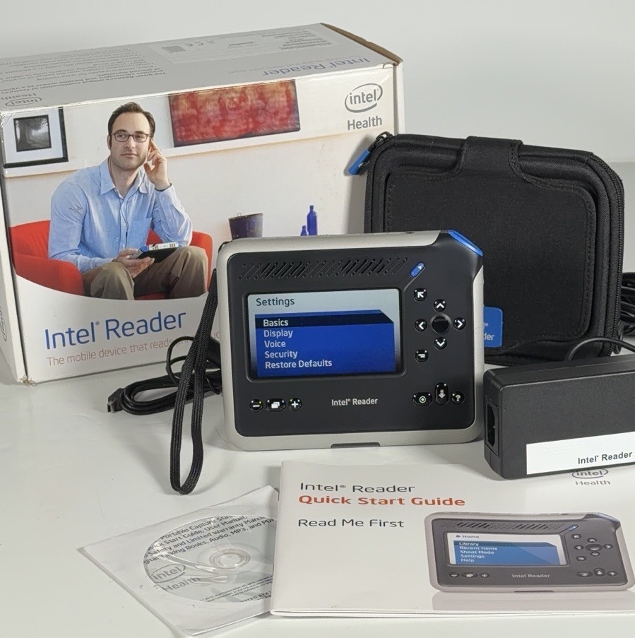Intel Reader by Intel Health Complete Kit w Box, Adapter, Case, Etc. - Tested