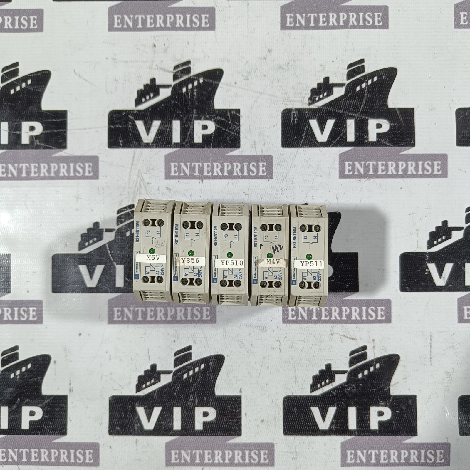 TELEMECANIQUE RS1-BN110M INTERFACE MODULEL LOT OF 5 PCS  FREE FAST SHIPPING