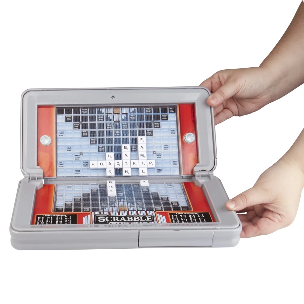 SCRABBLE E3283 ROAD TRIP SERIES BRAND NEW