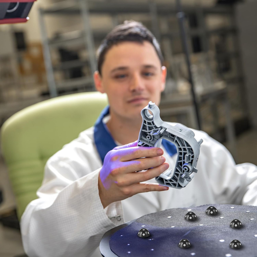 6-Piece Multi-Angle Marker Set for Accurate 3D Scanning and Tracking