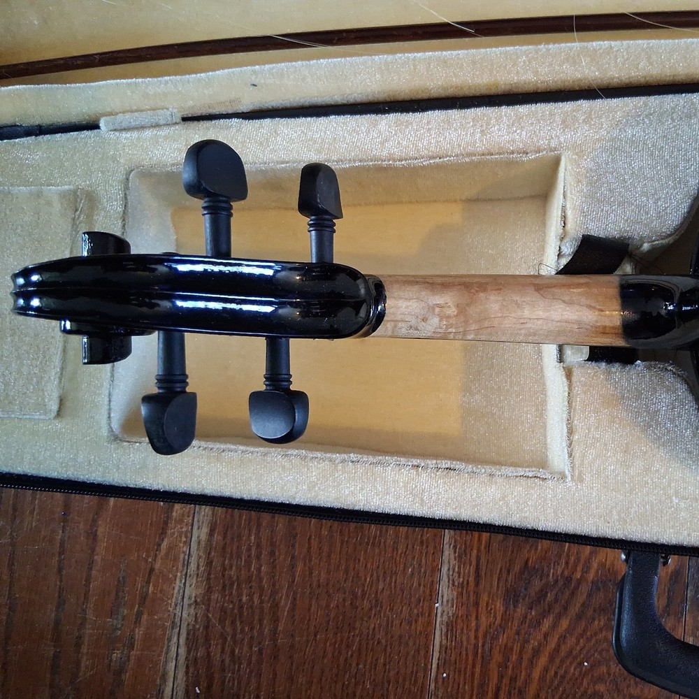 Preowned Crescent HX 4/4 Violin With Bow And Carrying Case Strings In Package