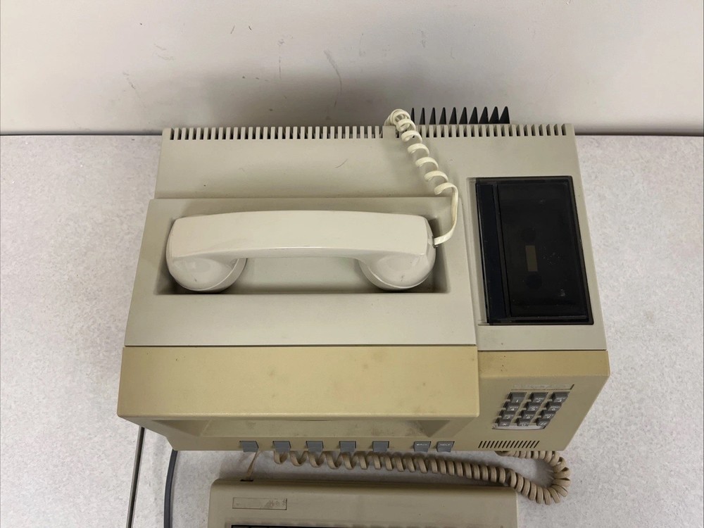 Vtg 80s Computer Terminal Basic Telecommunications Corporation Datavoice 20