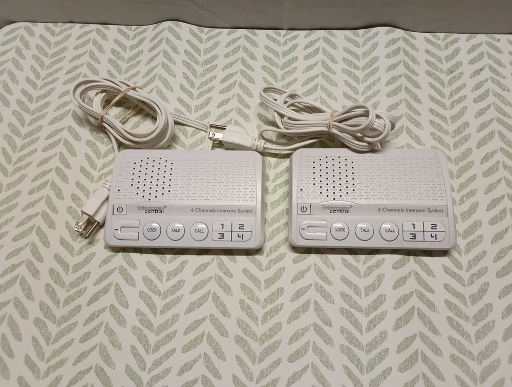 4 WAY WIRELESS CORDLESS 13A PLUG IN MAINS INTERCOM SYSTEM DESK WALL MOUNT
