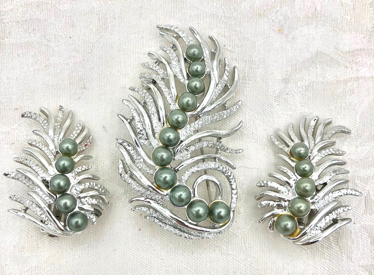 Vintage Sarah Coventry Necklace, Brooches and Earrings Lot of 10