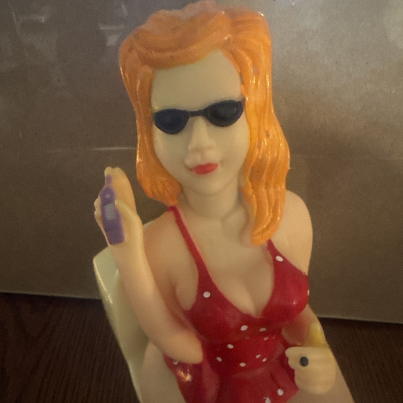 *Tested* Vintage Plastic Funny Action Toy Busy Lady