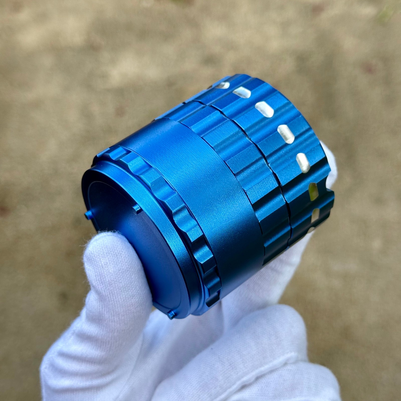 2.5 inch Ashtray Herb Grinder Spice Crusher (blue)