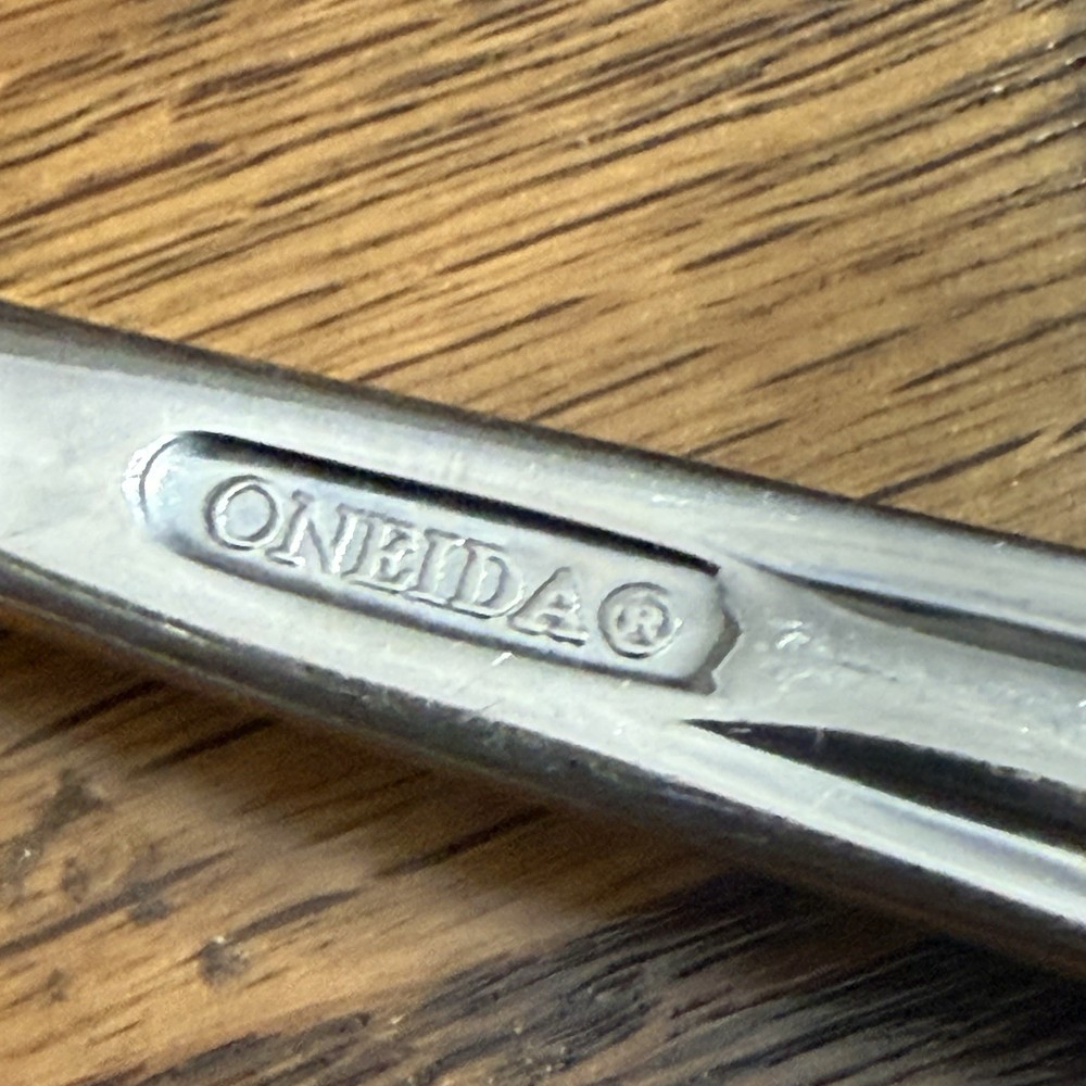 Oneida Lincoln 2 Serving Fork Spoon 8 1/2” Stainless Flatware