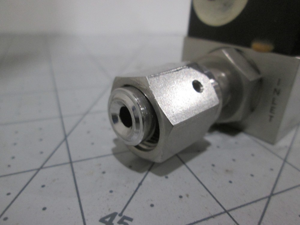 Unit, UFC-1100, Mass Flow Controller, N2, 1 SLPM, Used