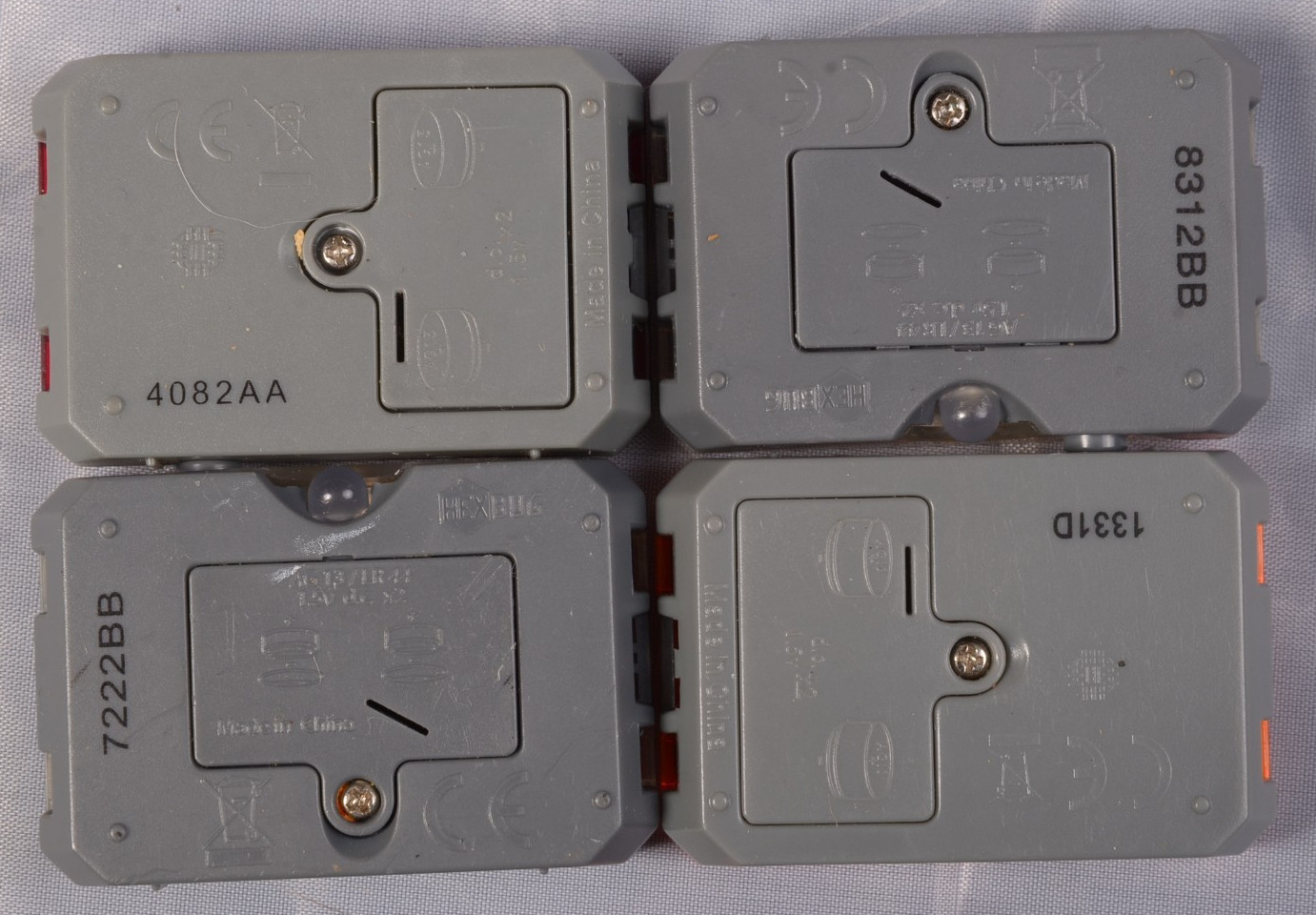 Hexbug Nano Nitro 5-Pack 1 Glow In Dark New + 13 Bugs 4 Remote 8 Platform