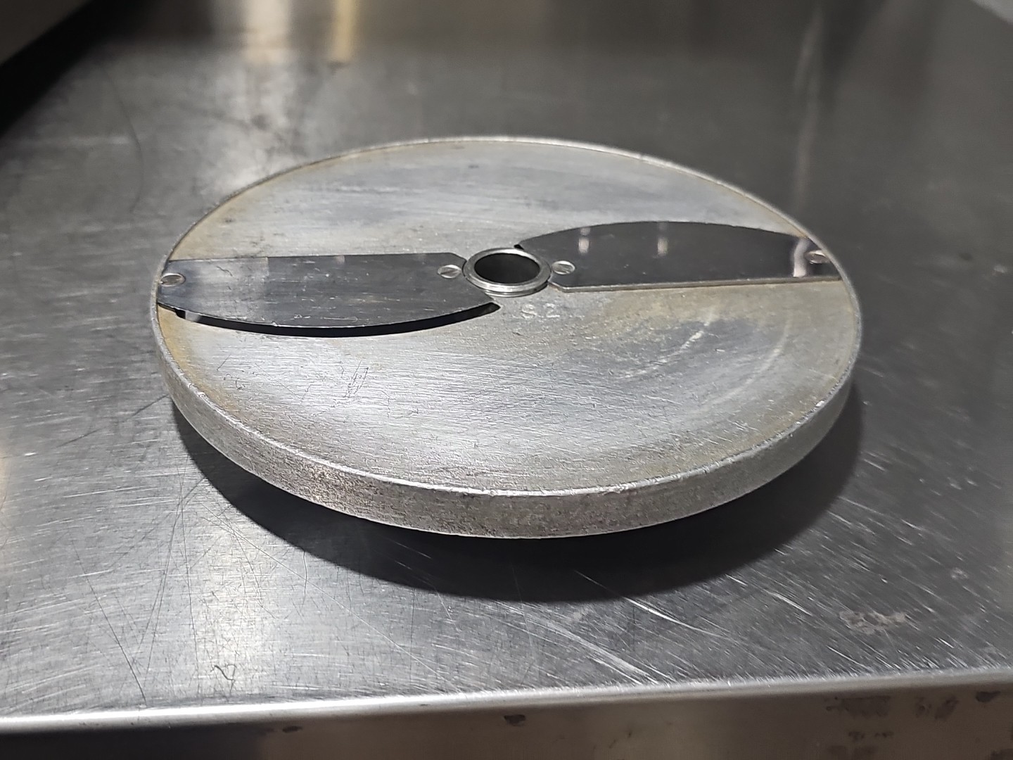 Mannhart MV 80 Commercial Food Processor With 6 pc Disc Attachment Set