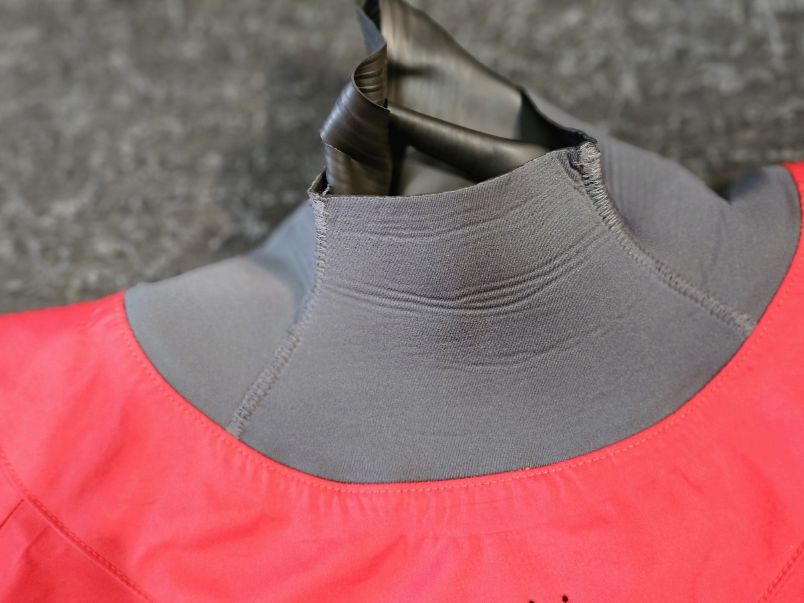 RED NRS FLUX ECLIPSE FOUR LAYER DRY TOP, SIZE XXL, BELT, FREE SHIPPING