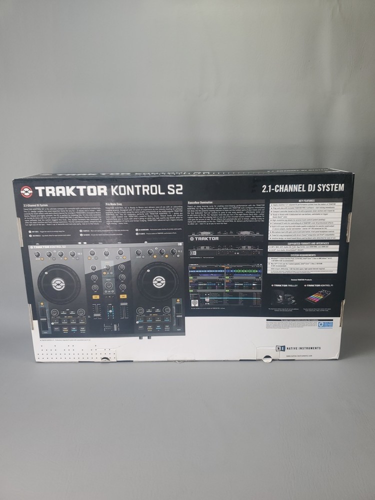 Native Instruments TRAKTOR KONTROL S2 DJ Controller