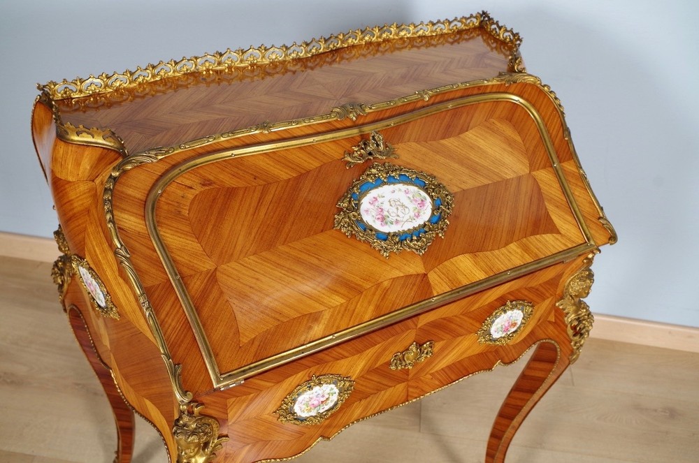 Napoleon III Sloping Desk