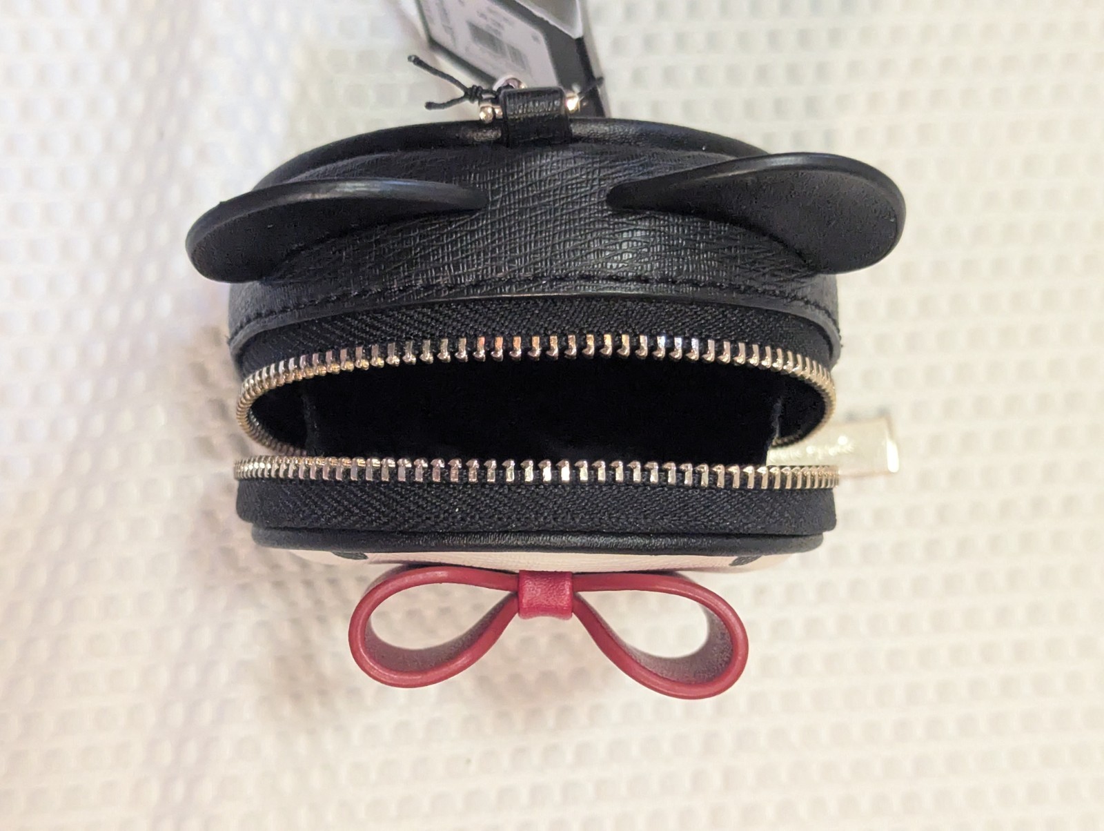 NWT! Kate Spade Disney X Kate Spade New York Minnie Mouse Coin Purse Keychain