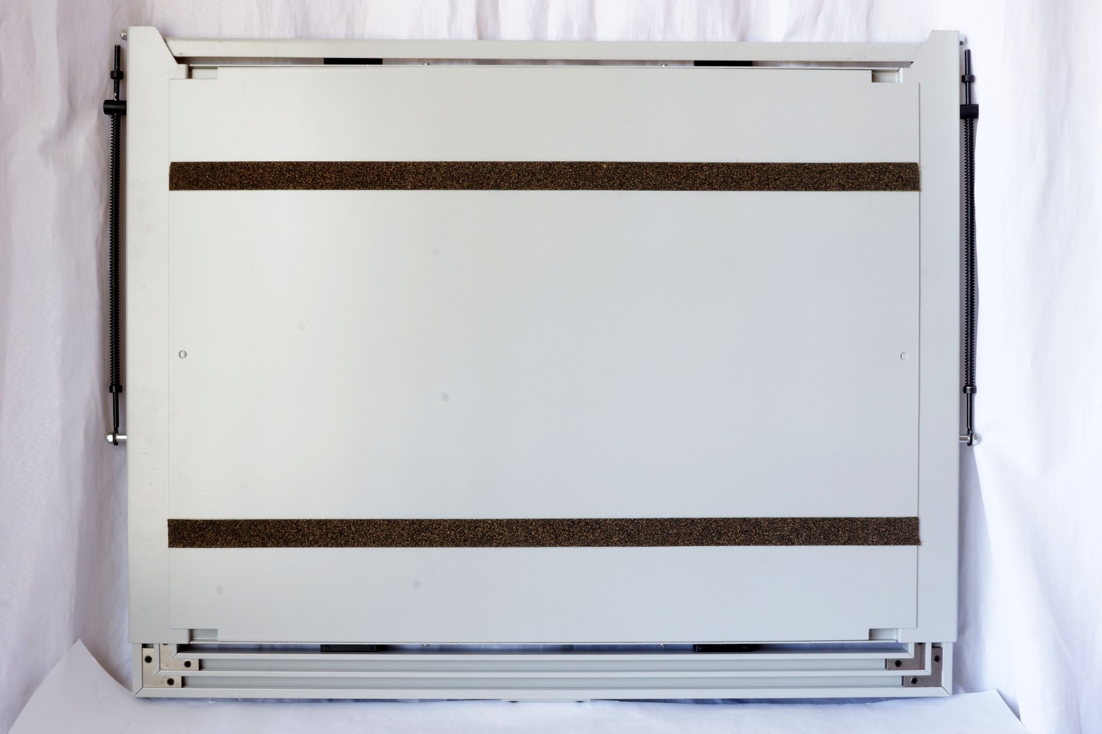 Beseler Universal 20 - 16x20 - 4 Blade Enlarging Easel Barely Used Good Working