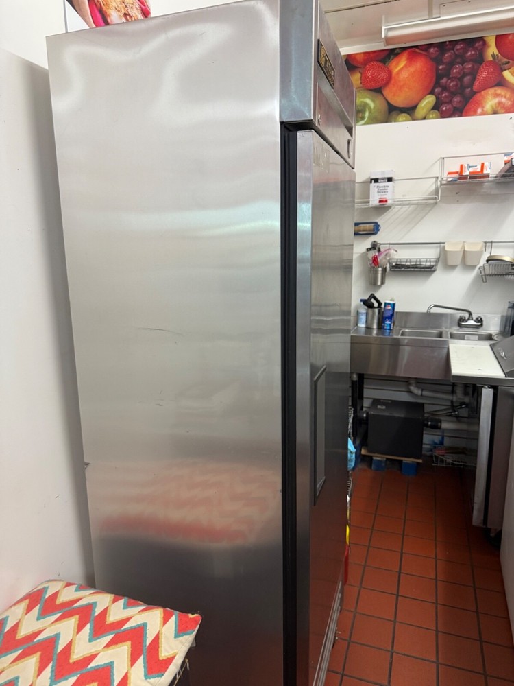 Commercial True Refrigerator Freezer, Silver, needs new compressor
