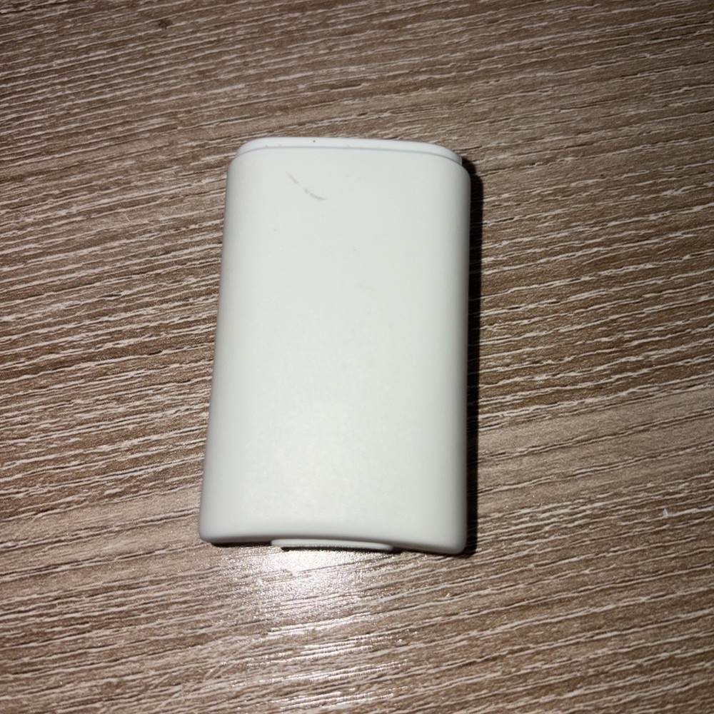 Xbox 360 White Rechargeable Battery Pack for Controller OEM