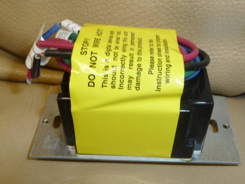 Leviton OSSMT-GDT Occcupancy Sensor Wall Switch Multi-Technology Almond