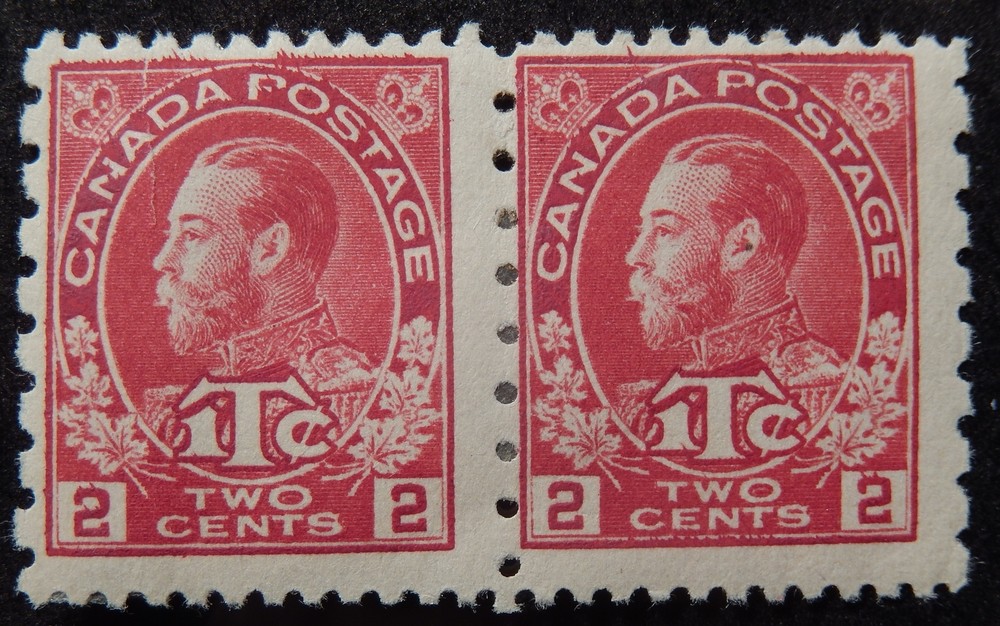 Canada Scott #MR 5 Pair, Mint OG Never Hinged