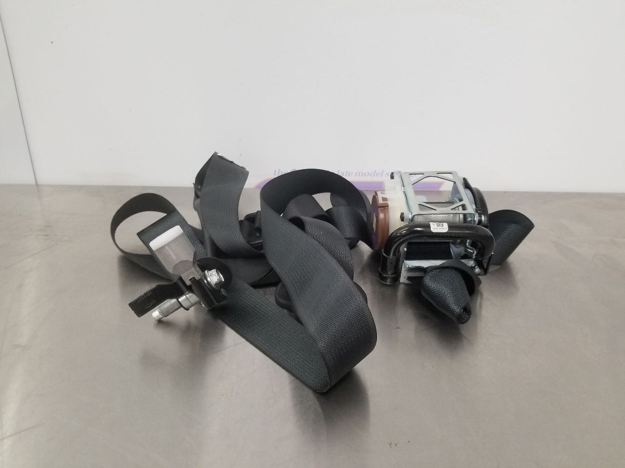 22 2022 NISSAN FRONTIER CREW CAB OEM DRIVER LEFT FRONT SEAT BELT RETRACTOR BLACK