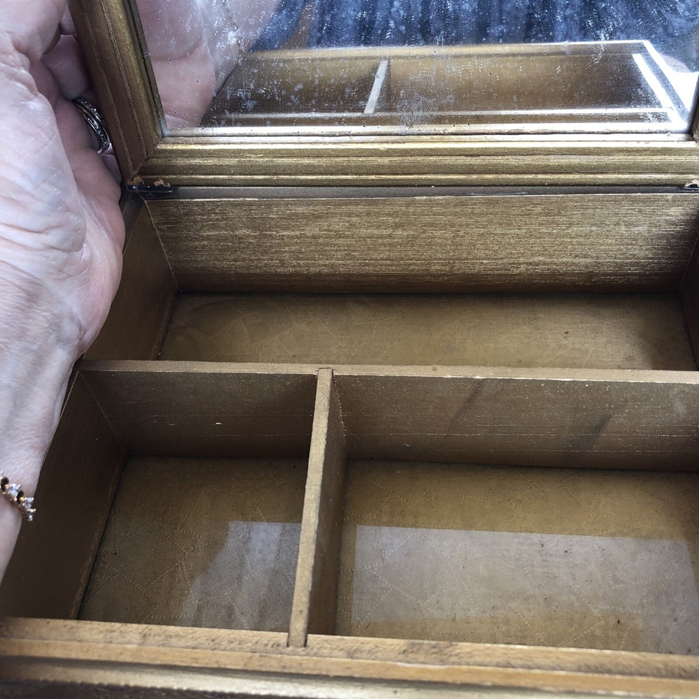 antique makeup box made 1929