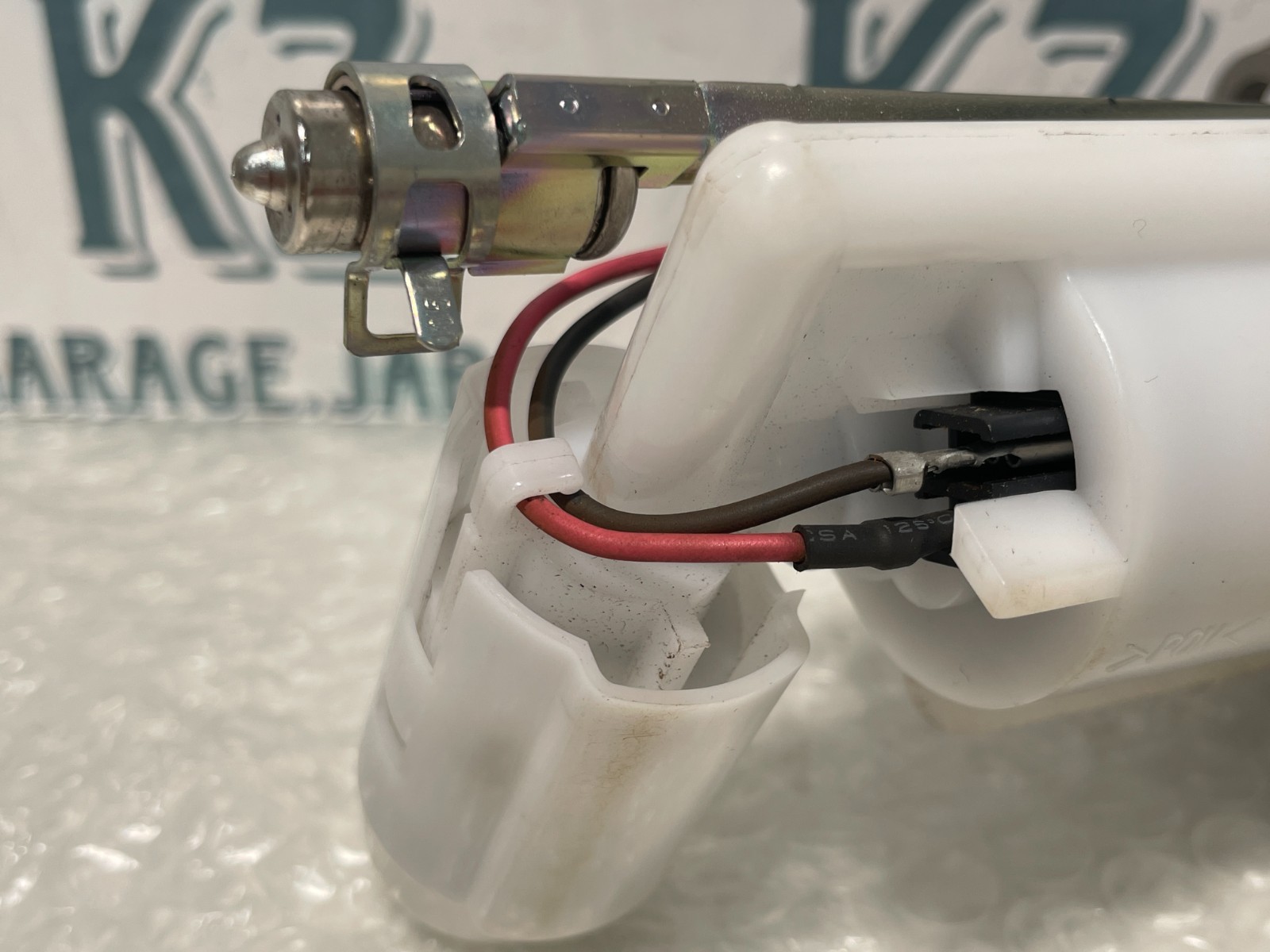 KAWASAKI GENUINE FUEL PUMP NEW 49040-0026 VERSYS 650 NINJA 650R 2006 - 2014 USED