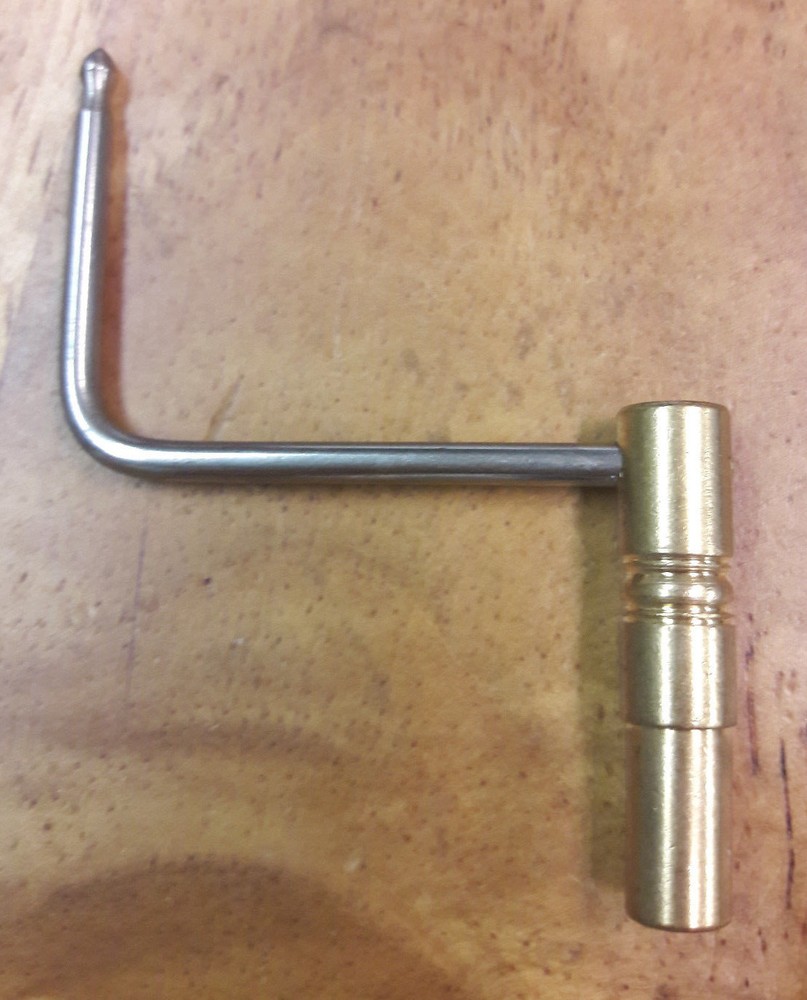 CLOCK CRANK KEY SIZE 6